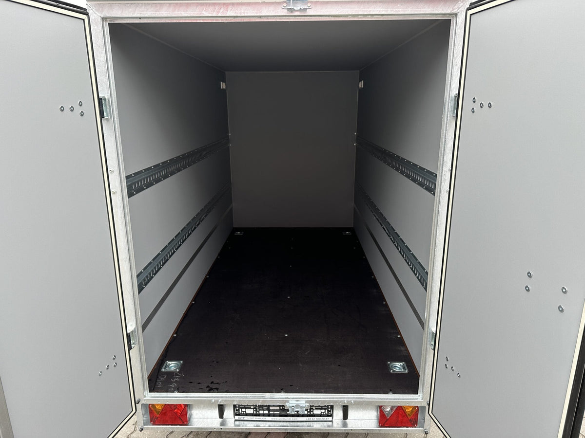 Anhänger conteneur Furgon BOX Temared zu deux essieux  750 kg