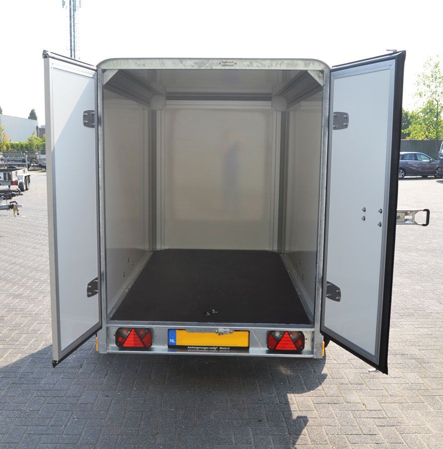 Camion Fourgon Fermé Henra 265x138x160 cm – 1350/2000/2700 kg