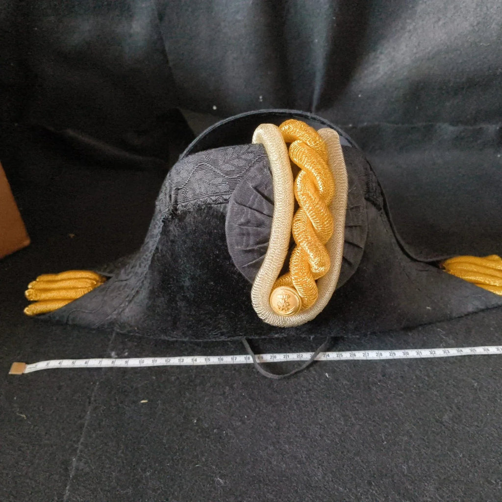 Ensemble Vintage d’Officier de la Marine Impériale Japonaise – Épaulettes, Chapeau et Étui WWII