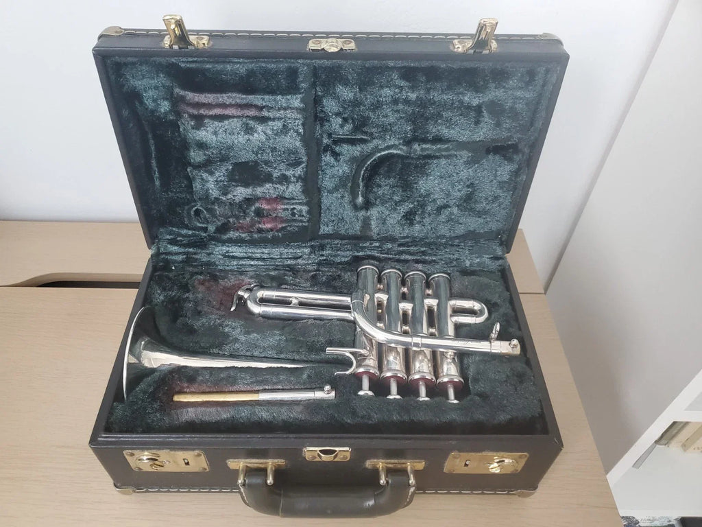 Yamaha Piccolo-Trompete YTR-9830