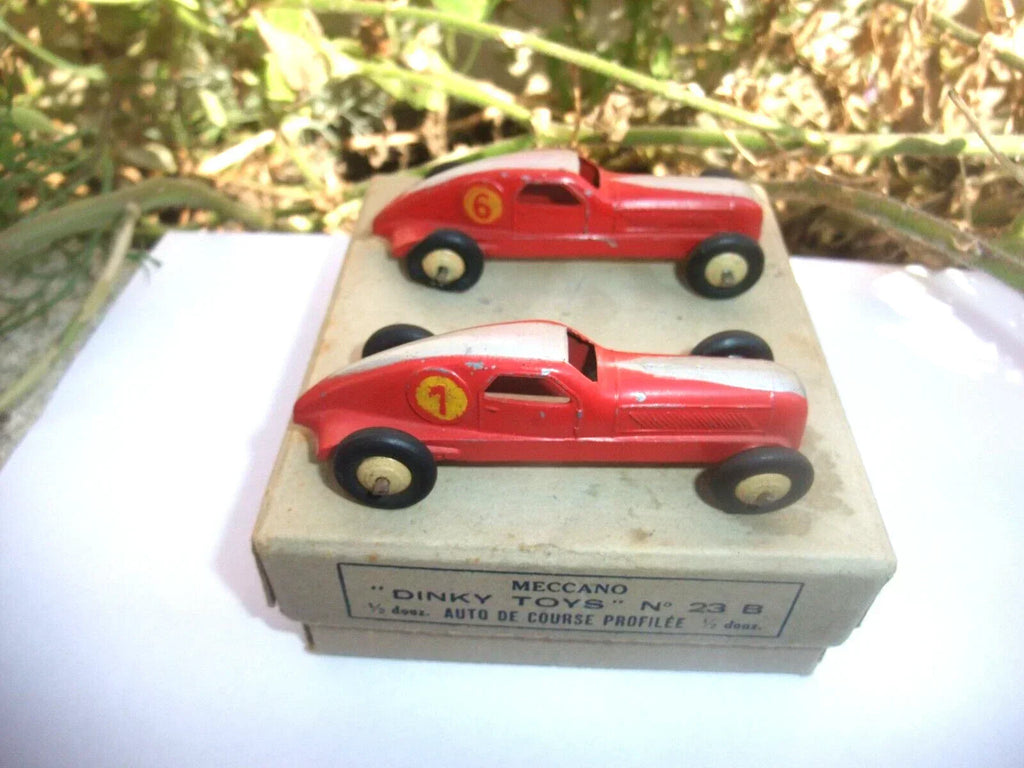 BOITE DE 6 + 2 DINKY FR 23 B RENAULT AUTO DE COURSE