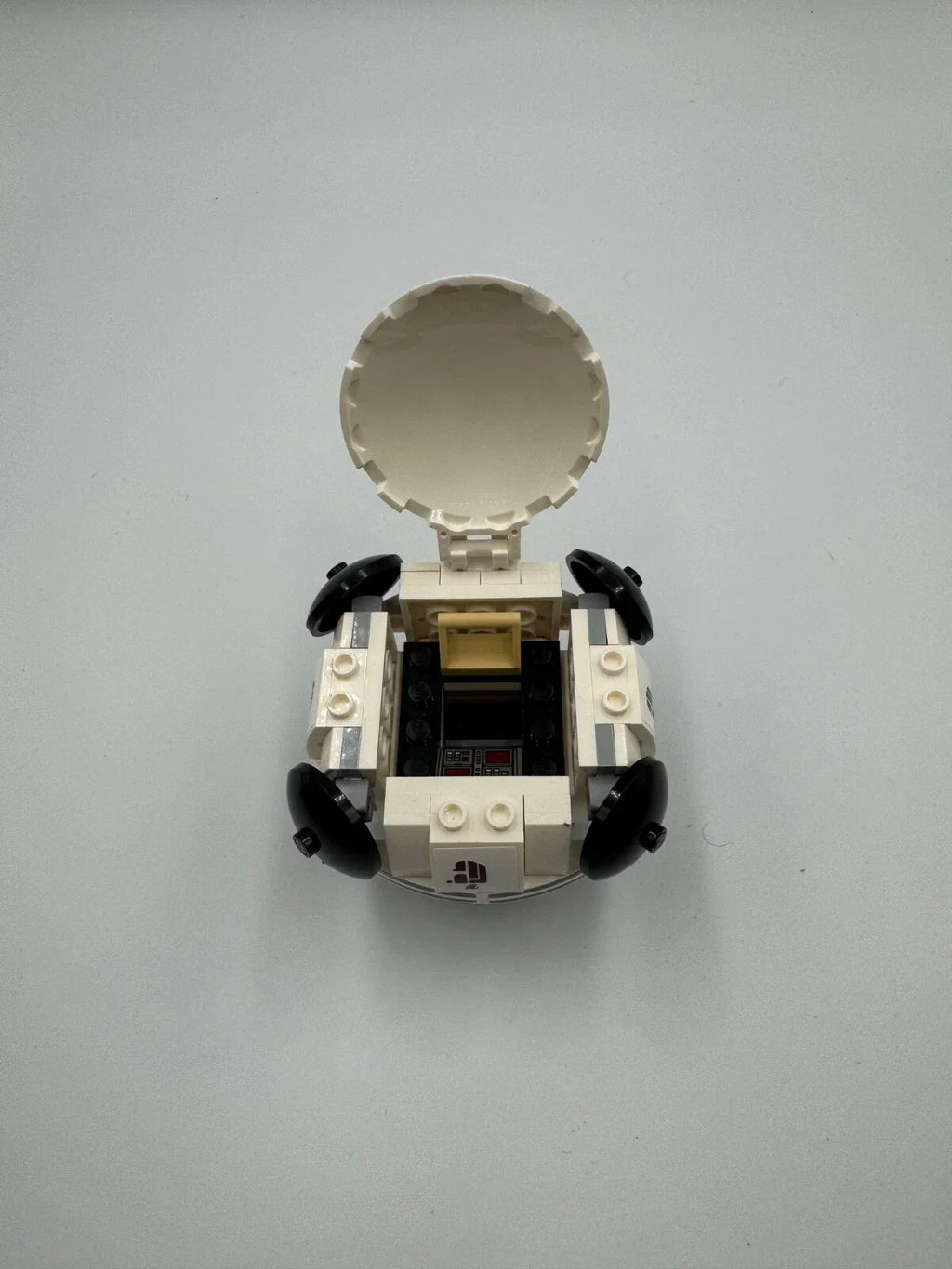 LEGO Star Wars Mos Eisley Cantina 75290