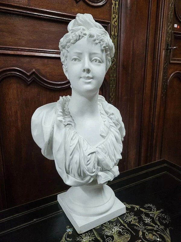 GRAND BUSTE EN BISCUIT DE FEMME