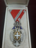 Médaille décoration Ordre Aigle Blanc Serbie