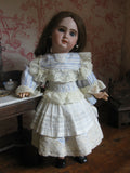 Ancienne poupée en biscuit  Bébé Jumeau 1907