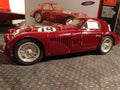 Voiture miniature CMC à l'échelle 1/18