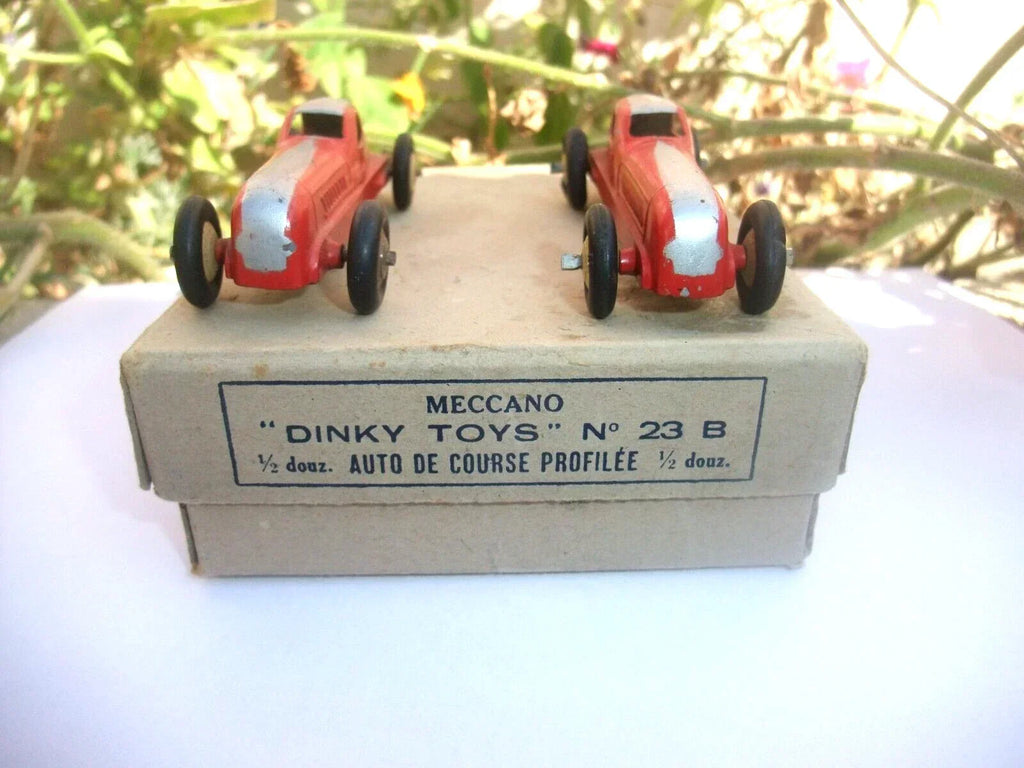 BOITE DE 6 + 2 DINKY FR 23 B RENAULT AUTO DE COURSE