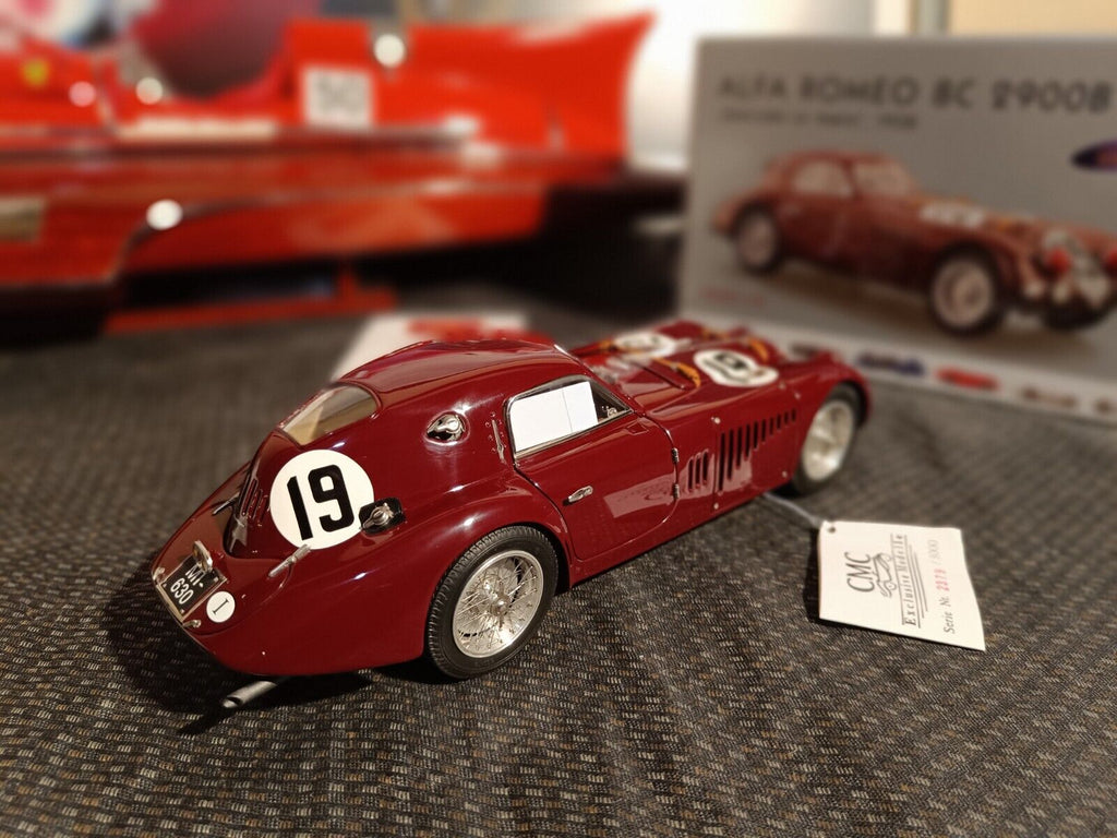 CMC-Modellauto im Maßstab 1:18