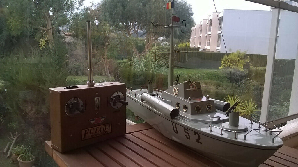 Superbe bateau vedette GIL U 52