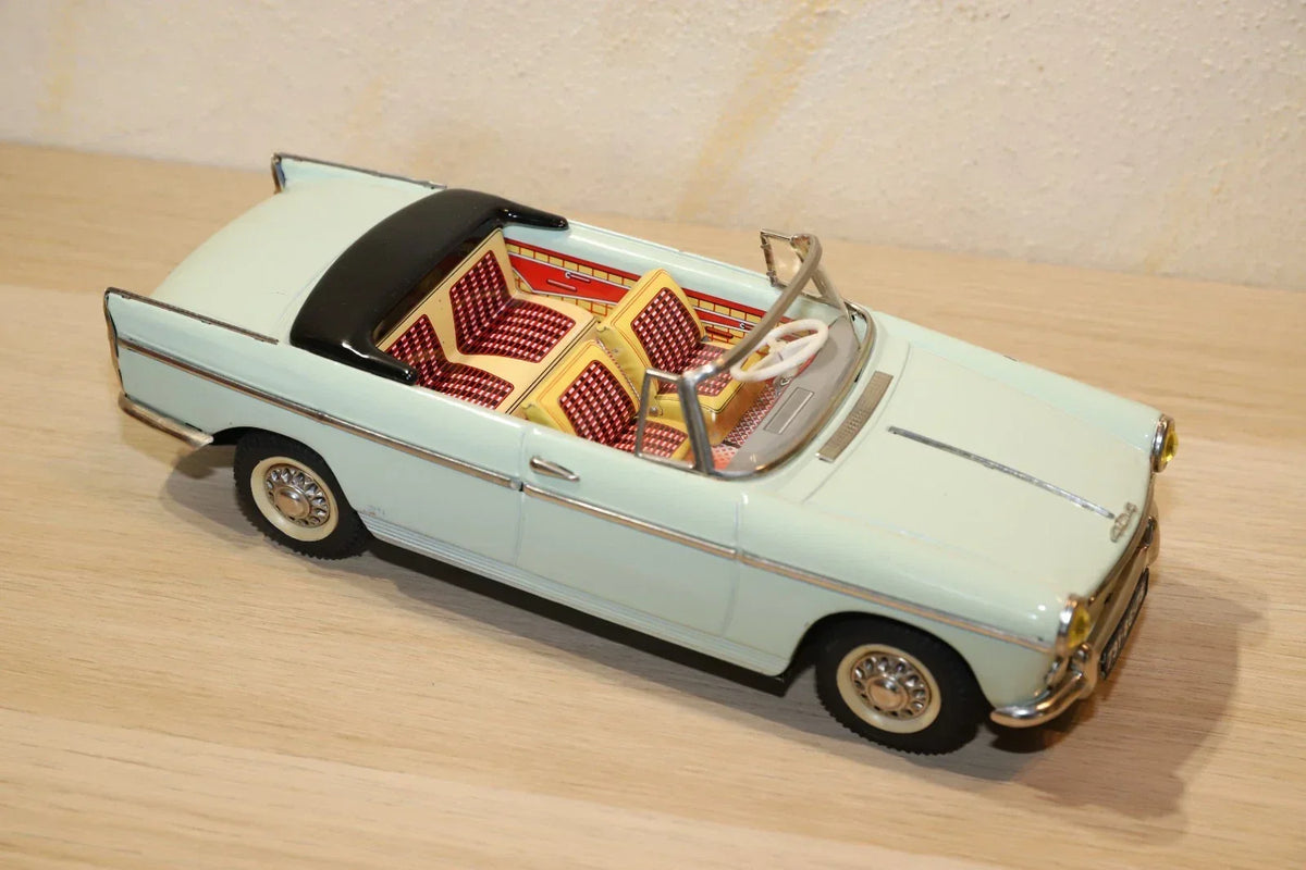 Peugeot 404 cabriolet Joustra 2066