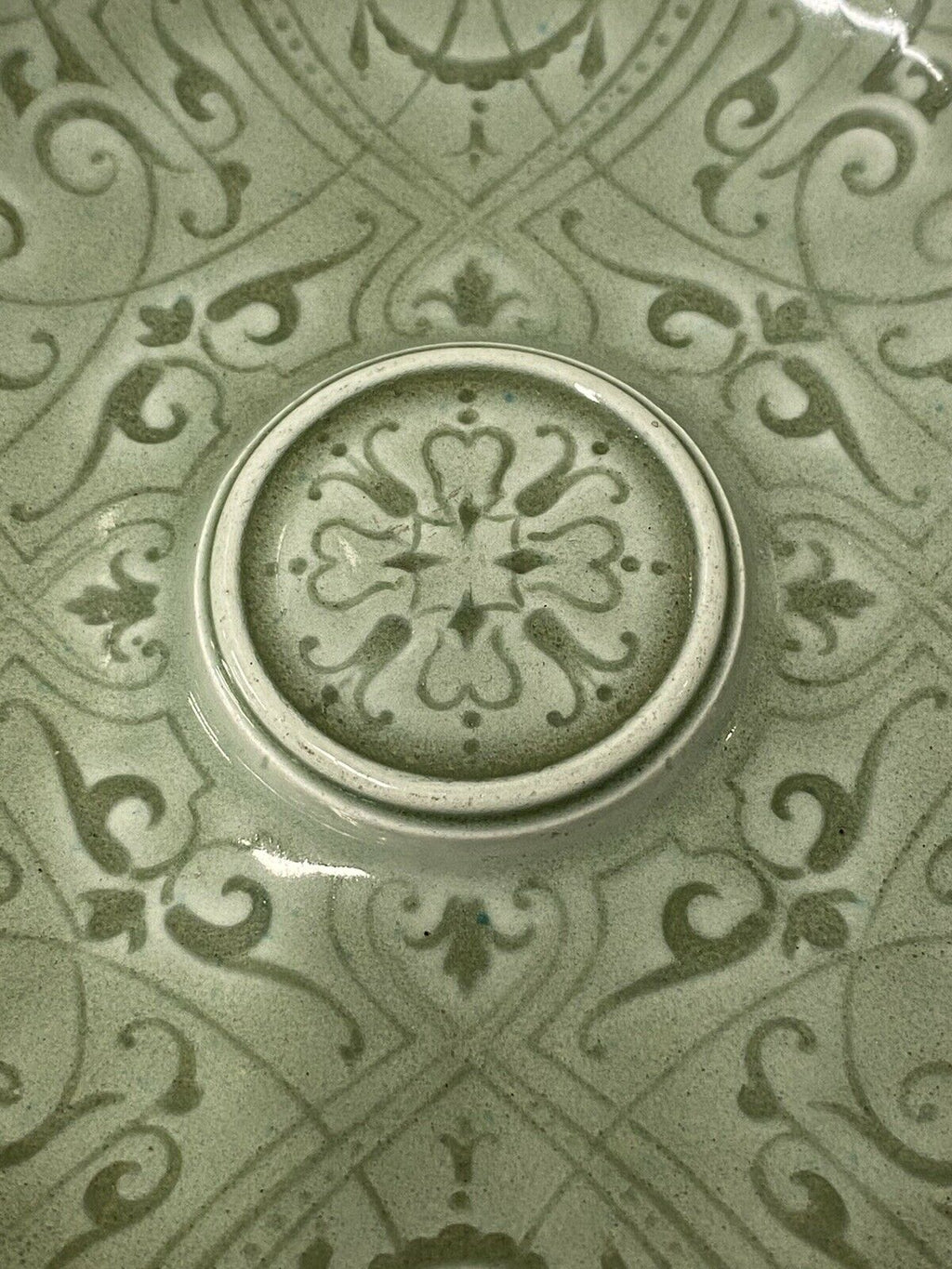 ASSIETTE CÉRAMIQUE ÉMAILLÉE VERT CÉLADON