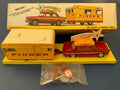 Ancien voiture  Dinky toys France 404 Peugeot et caravane Pinder