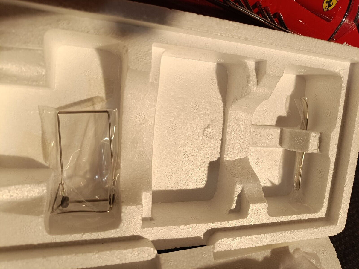 CMC-Modellauto im Maßstab 1:18