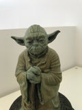Sculpture en bronze Yoda de Star Wars