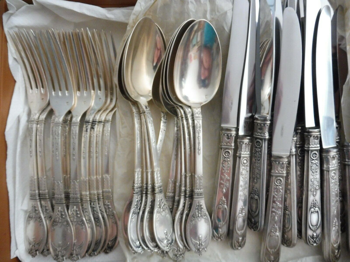SUPERBE ENSEMBLE EMPIRE ARGENT MASSIF 89 PIECES MINERVE